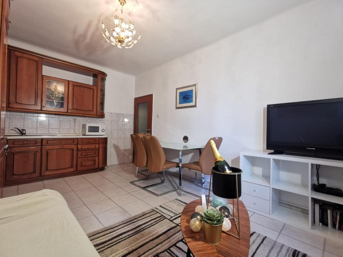 Apartment Lionel Сплит Екстериор снимка