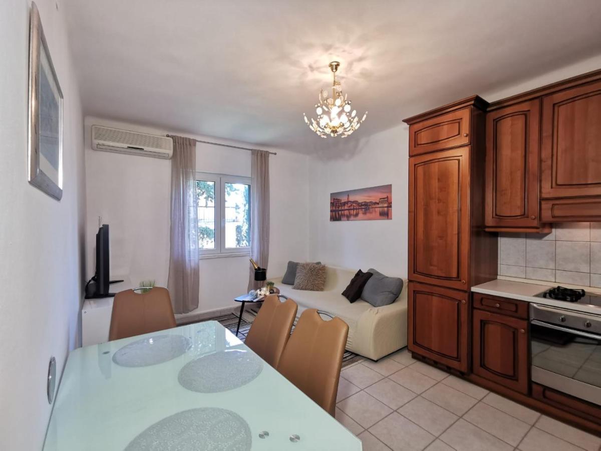 Apartment Lionel Сплит Екстериор снимка